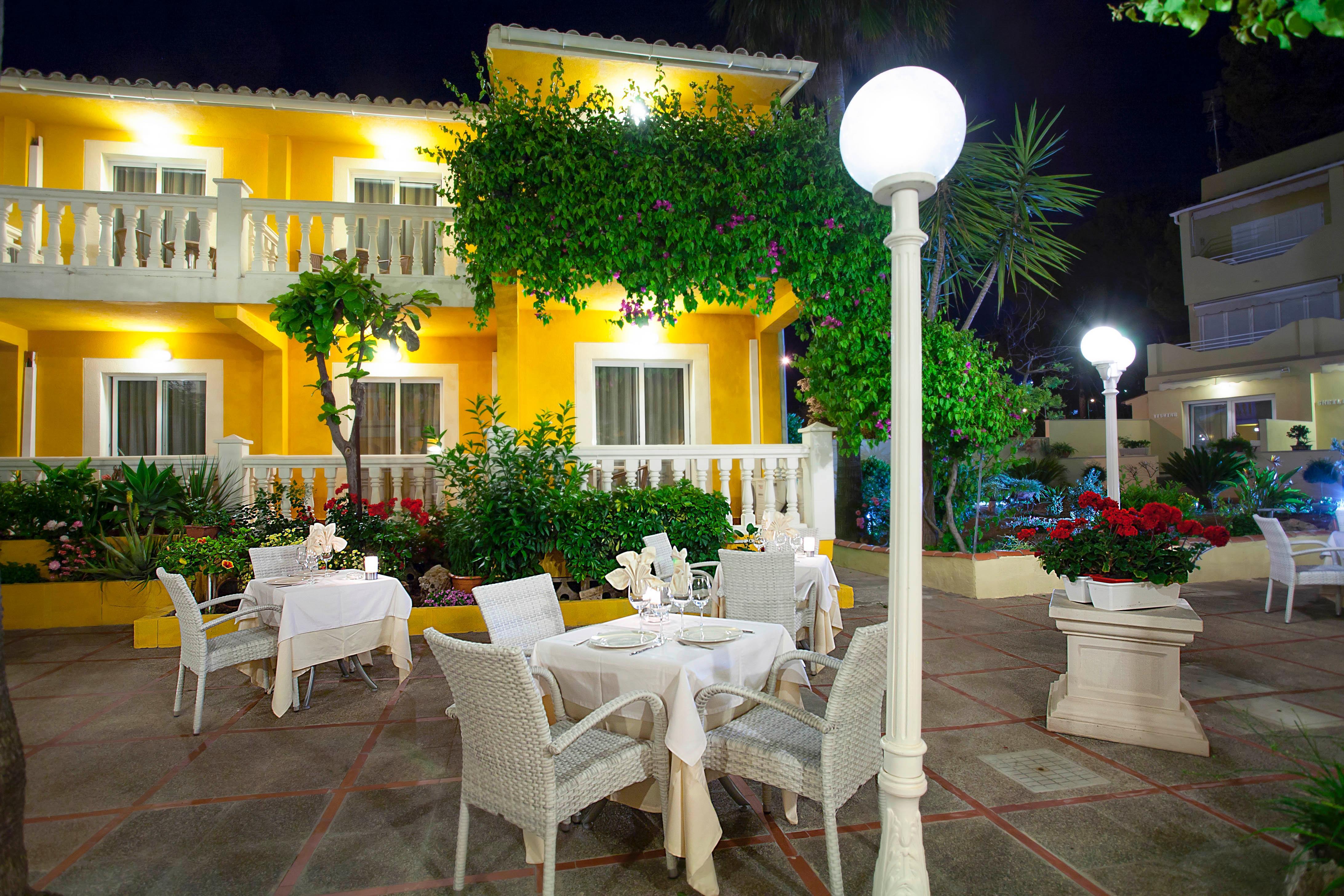 Hotel Cupidor Пагера Екстериор снимка