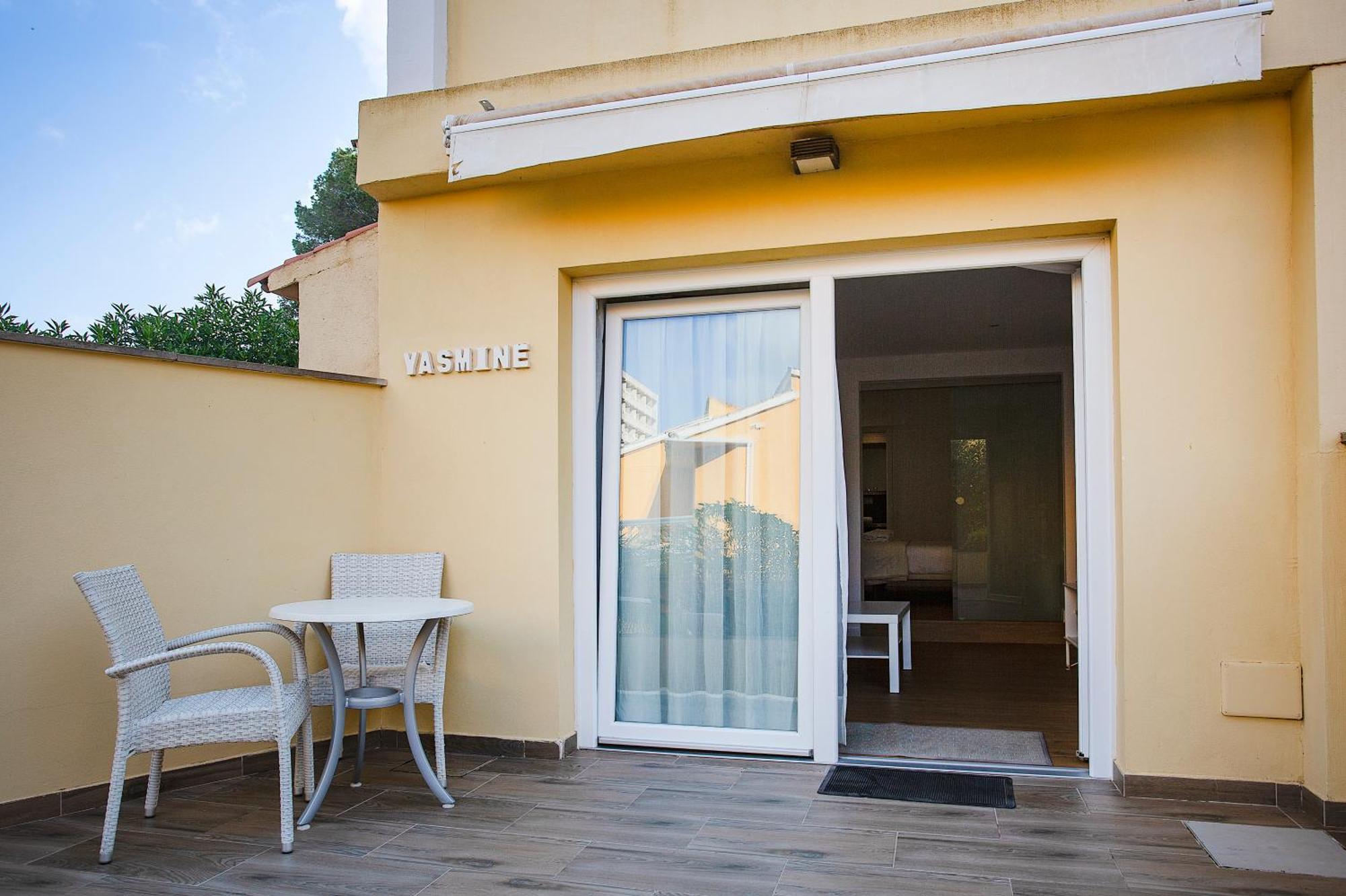 Hotel Cupidor Пагера Екстериор снимка