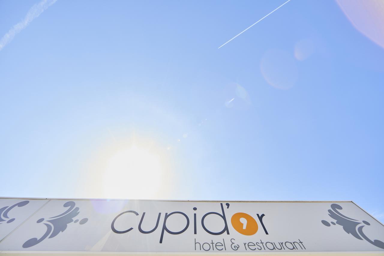Hotel Cupidor Пагера Екстериор снимка